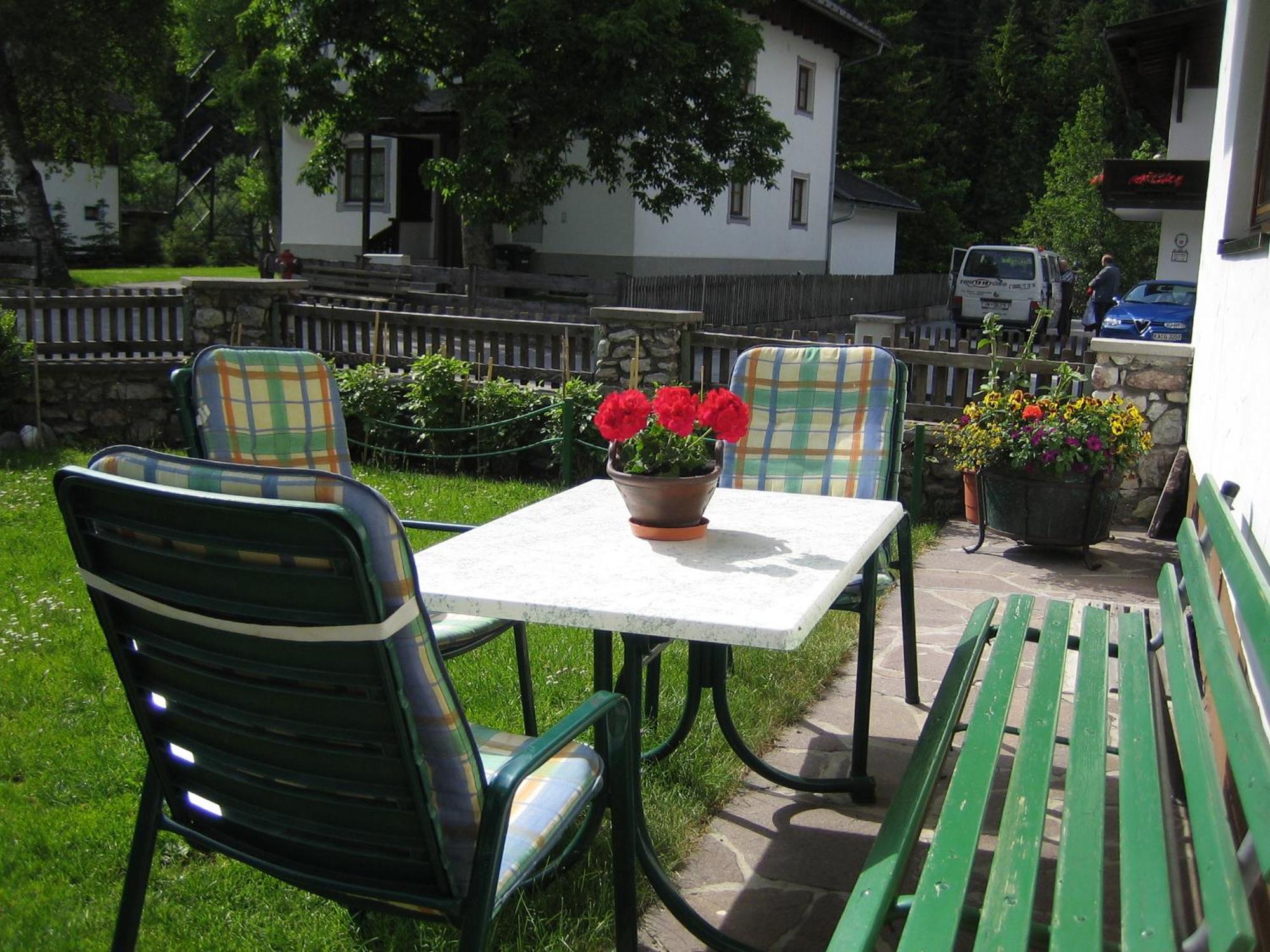 Haus Geiger Bed & Breakfast Scharnitz Exterior photo